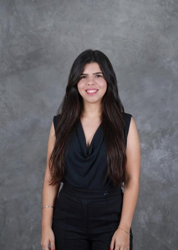 Rafaela Pereira Santos de Lara